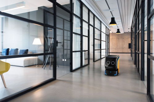 普度科技holabot 創新不止于門禁，全新勞務服務融合智能與關懷